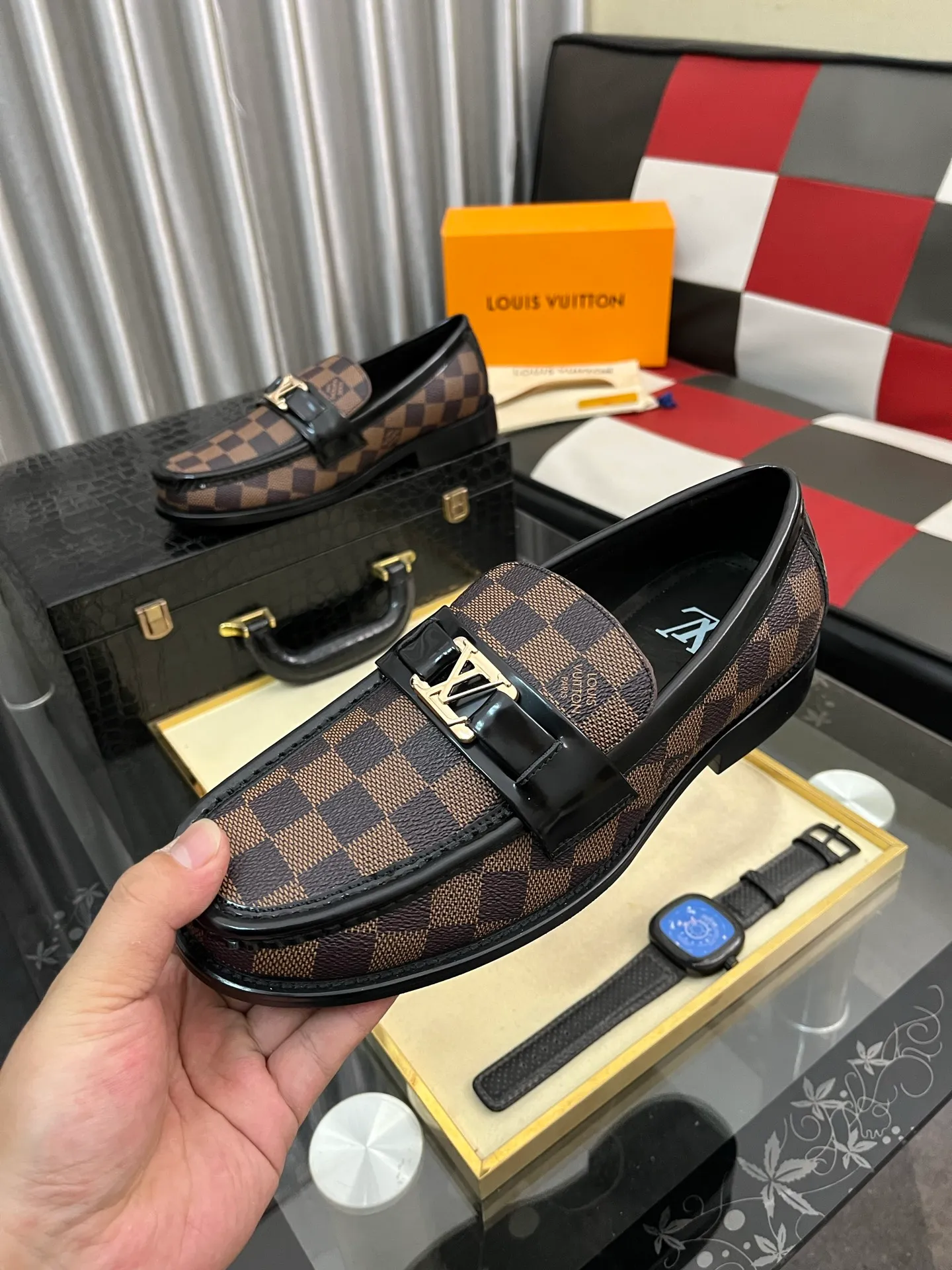 Men's Men's Shoes Men's Men's Shoes 💰520⌚️⌚️[LV] The most popular classic Louis Vuitton leather shoes. Synchronized with the official website, the upper adopts Italian imported upper embossing➕comfortable cowhide lining, fashionable atmosphere, unique brand and unique craftsmanship. Highlighting the hot style of the new year. Stop hesitating, stop wandering, get it now. Code number: 38--44. 3️⃣colors available
